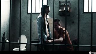 Amirah Adara and Sam Bourne Free to Leave - Freeze