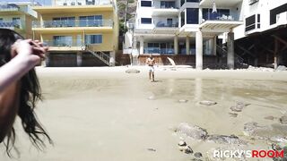 Threeway Fuckfest By The Sea With Anna Foxxx And Lacy Lennon - Ana Foxxx