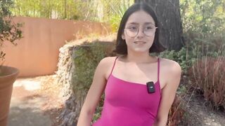 JacquieEt MichelTV Penelope 19 Years Old Cosmetics Sales Woman In Paris - Belle Jolie