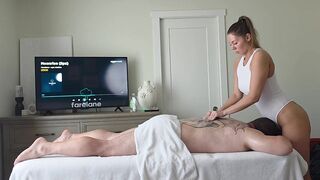 Naughty masseuse knows how to satisfy with oil massage and happy ending