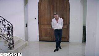 Sugar Baby Joins | PornMedium.com