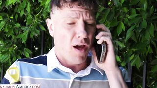 Ava Devine - MyFriendsHotMom