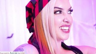 Cubbi Thompson - Busty Babe Cubbi Thompson Gets Back At Her Boyfriend For Standing Her Up 19 10 2025