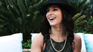 EroticaX - Sophia Leone, Leah Gotti - Pleasant Surprise