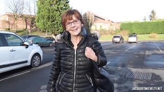 Martine, 70 Ans, Pourrait être La Grand-mère D'Anna, 18 Ans
