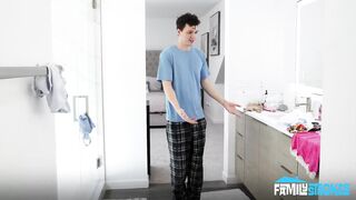 Julia James, Addyson James & Piper Press- Three Generations Of Pussies