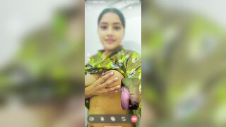 Desi Sexy girl video call sex chatting, xxx video sex chat on video call with bf