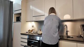 Fucking My Curvy Stepmom When We Are Alone At Home