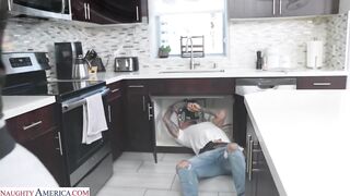 Richelle Ryan - NaughtyAmerica