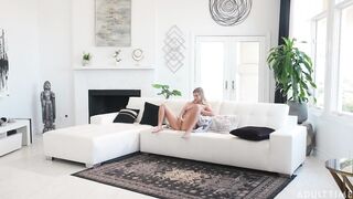 Sky Wonderland Here Pussy Pussy - CaughtFapping