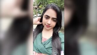 TikToker Anisha Momo Viral Vedios