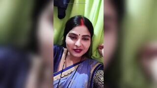 Indian Bhabhi with devar cheating wife (Hindi audio)