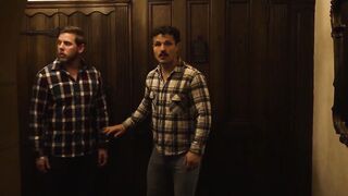 Jewelz Blu, Little Puck - Two Horny Vampires Get Their Tight Pussies Plowed