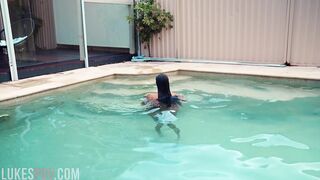 Coco Bae Blowjob By The Pool